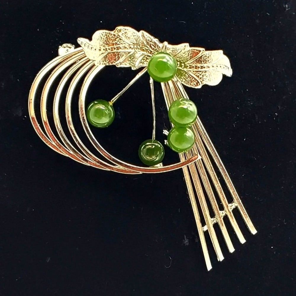 Abstract Brooch Silver Tone Green Jade Style Textured Leaf Spray MCM Pin Vintage